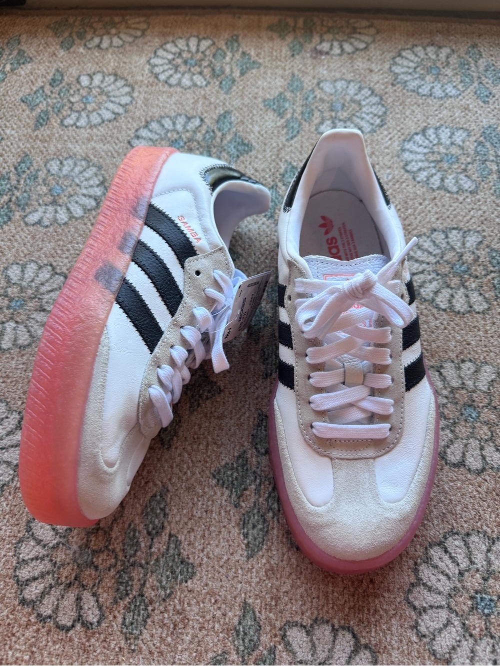 adidas Samba Sambae Women's White Sneakers with Black Stripes Pink Sole 7.5 NEW!